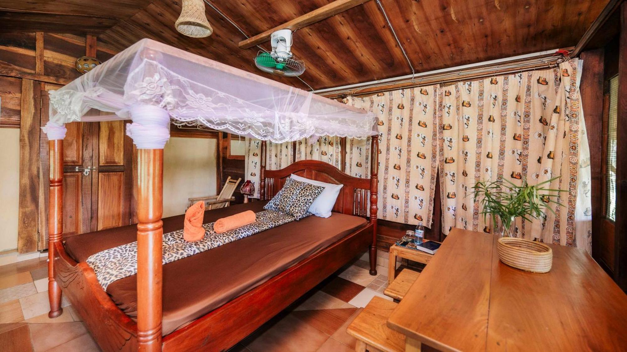 Pakwach Mama Washindi Lodge מראה חיצוני תמונה